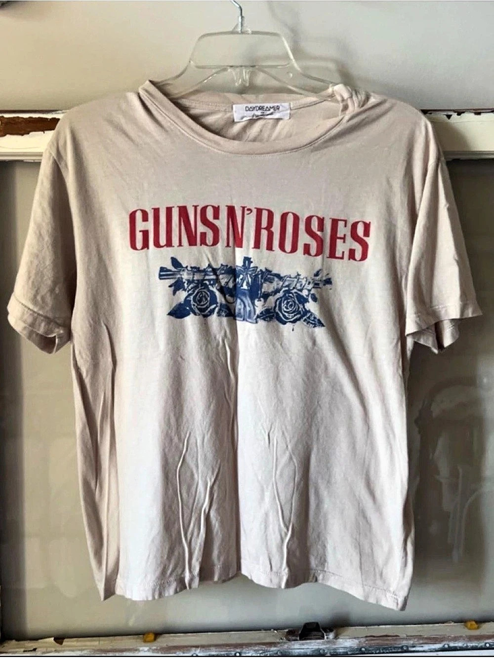 Guns N' Roses Use Your Illusion Roses Graphic Tee 
 Small